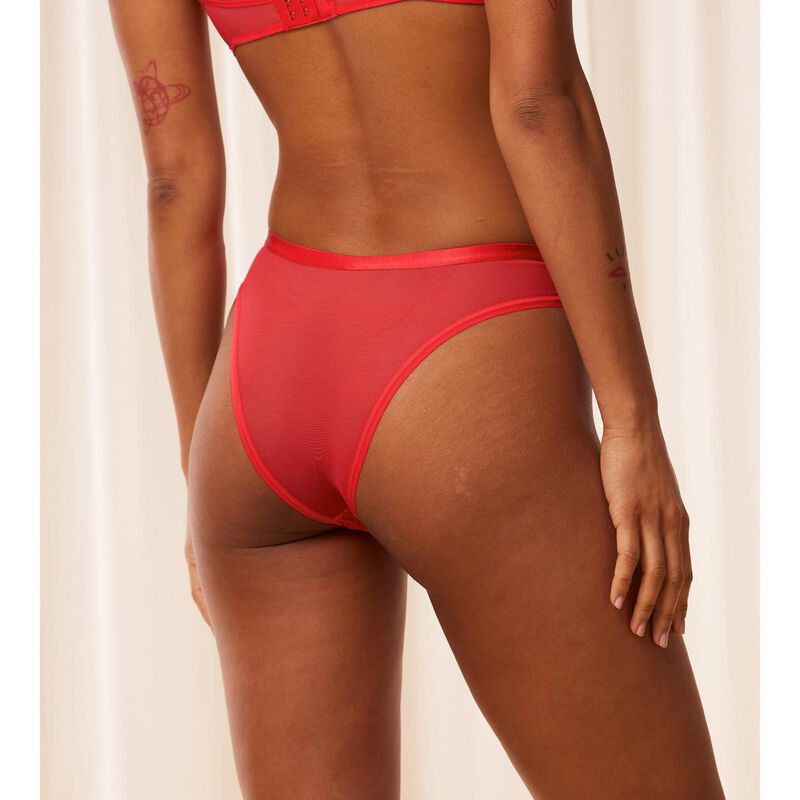 Triumph Delightful Spotlight Brazilian image number 1